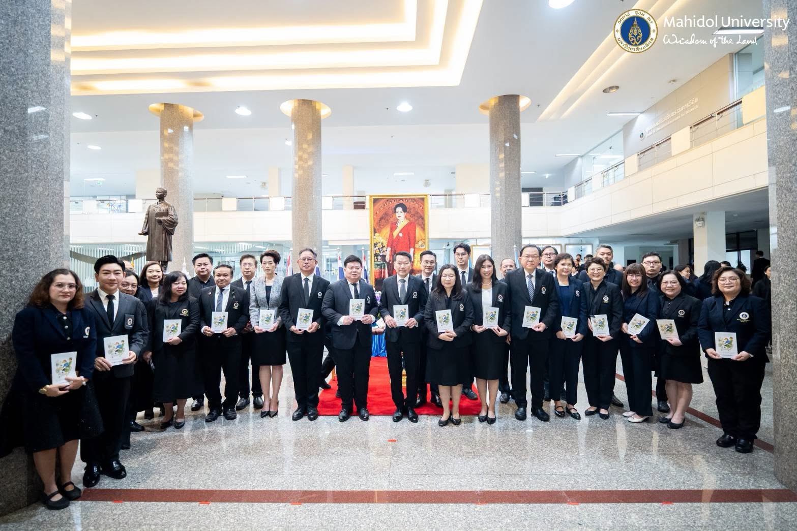วิทยาลัยศาสนศึกษาร่วมพิธีถวายราชสดุดีน้อมรำลึกในพระมหากรุณาธิคุณ เนื่องในโอกาสวันคล้ายวันเฉลิมพระชนมพรรษา และวันแม่แห่งชาติ สมเด็จพระนางเจ้าสิริกิติ์ พระบรมราชินีนาถ พระบรมราชชนนีพันปีหลวง 12 สิงหาคม 2569<br>College of Religious Studies Participates in the Ceremony to Pay Homage and Express Gratitude on the Occasion of the Birthday Anniversary of Her Majesty Queen Sirikit The Queen Mother, and National Mother's Day, August 12, 2026