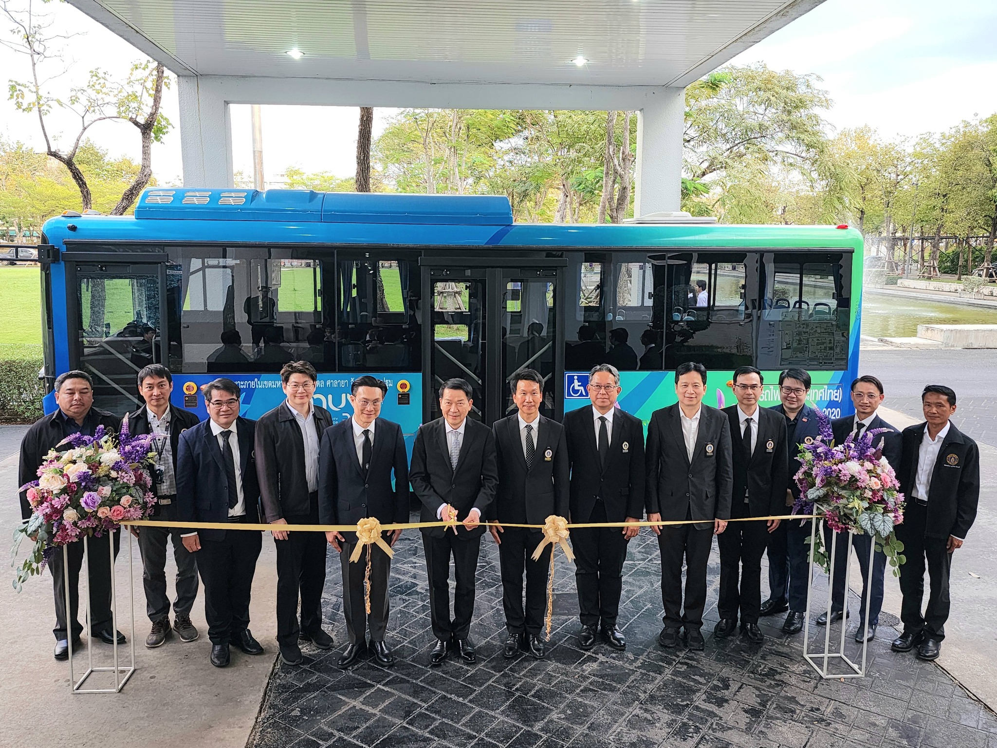 วิทยาลัยศาสนศึกษา ร่วมพิธีเปิดและมอบรางวัลการประกวดตั้งชื่อและออกแบบลวดลายรถบัสพลังงานไฟฟ้า