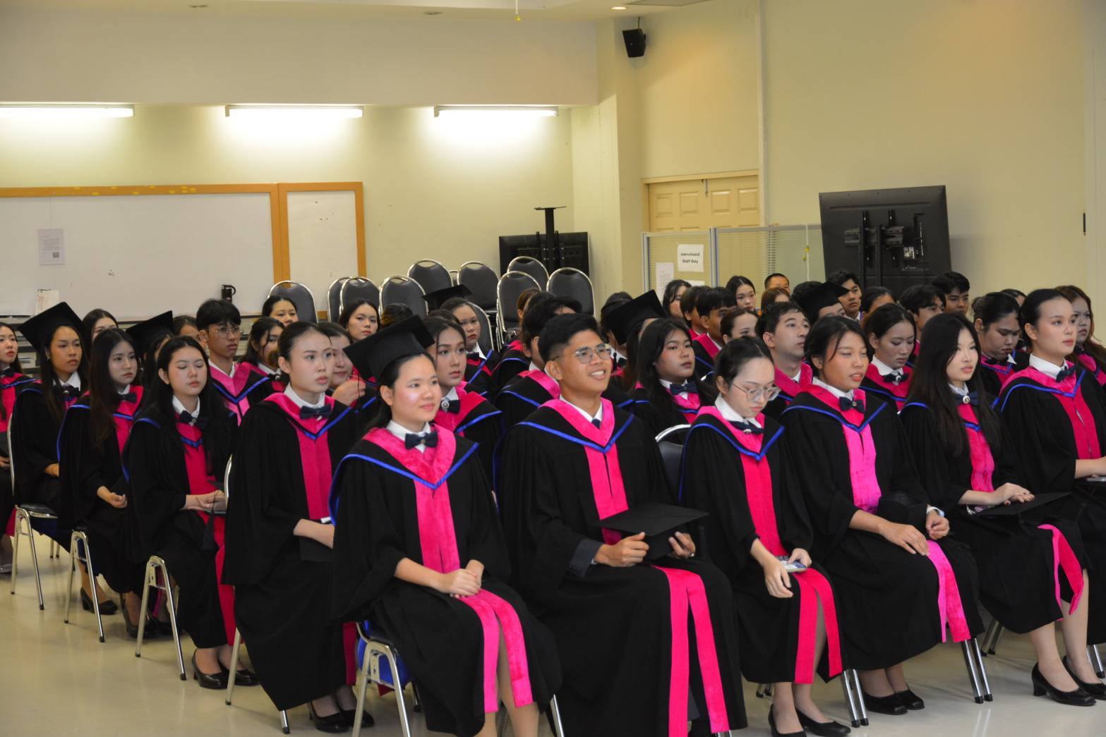 ซ้อมรับปริญญาบัตร วิทยาลัยศาสนศึกษา
